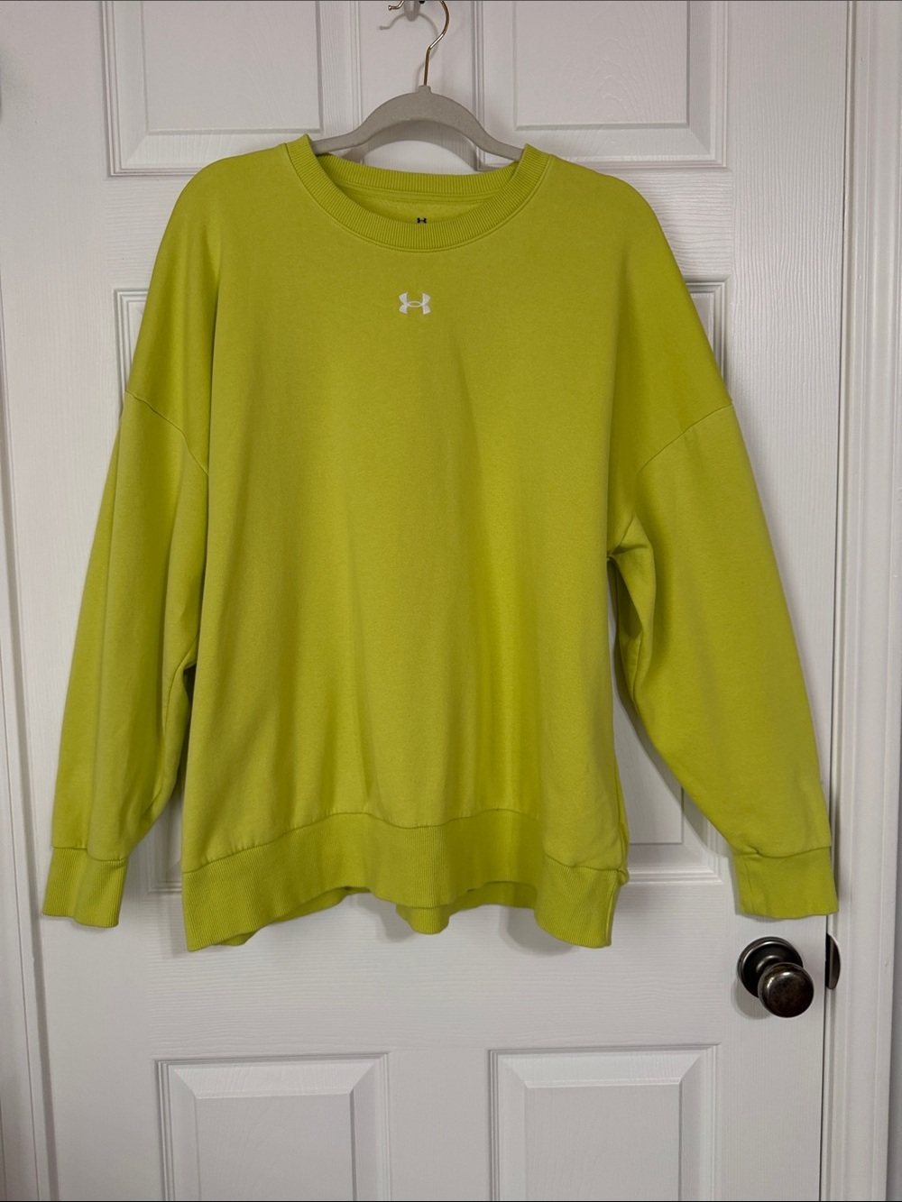 Under Armour Lime oversized Crewneck Sweatshirt